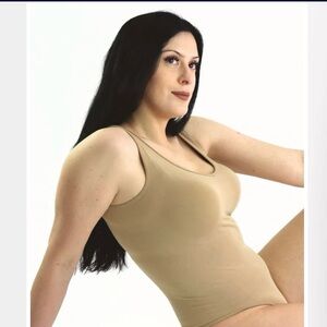 Elietian Tan Bodysuit | One Size | NWT 🤎✨